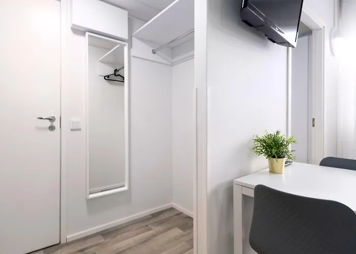 Forenom Serviced Kaivopuisto ラウマ